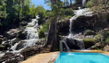 Sítio à Venda - da Serra de Cima, Serra Negra - 1.200m2  - 21 Quartos