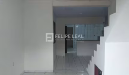 Casa Sobrado em Forquilhinhas  -  São José
