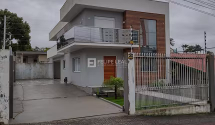 Casa em Jardim Atlântico  -  Florianópolis