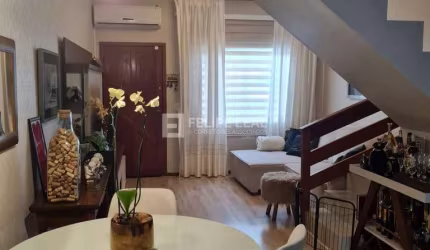 Casa Sobrado em Real Parque - São José, SC