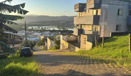Apartamento Garden em Potecas - São José, SC
