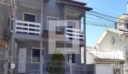 Casa em Ipiranga  -  São José