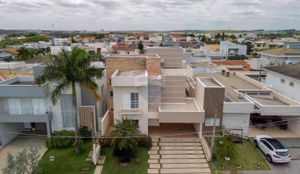 RE/MAX VENDE Sobrado, 3 suítes, 4 vagas, 296m² - Residencial Terras do Fontanário, Paulínia, SP - R$1.480.000