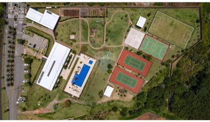 RE/MAX Vende Terreno no Condomínio Bosque do Horto em Jundiaí - 483M²