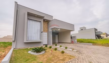 Vende casa 147 m2 -  no Condomínio Monterrey  - 748.500,00 - Monte Mor/SP