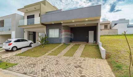 Vende casa 112 m2 -  no Condomínio Monterrey  - 630.000,00 - Monte Mor/SP