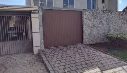 Casa com 5 quartos à venda na Rua Padre Ângelo Bortolini, 771, Cruzeiro, São José dos Pinhais, 220 m2 por R$ 1.300.000
