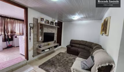 Casa com 2 dormitórios à venda, 70 m² por R$ 338.000,00 - Fazendinha - Curitiba/PR