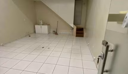Alugo ou Vendo linda loja 45m2 Cabo frio ao lado da rodoviaria