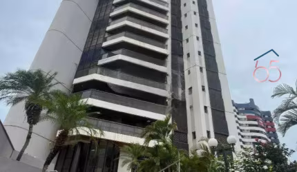 Apartamento semi-mobiliado com 4 quartos e 335m² no Ed. Saint Paul