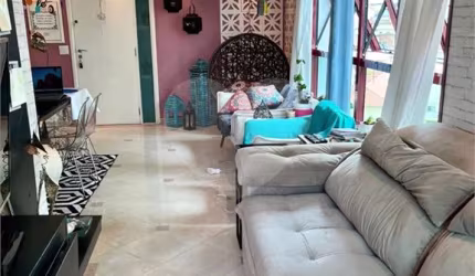 Apartamento à Venda 92m²| 3 Dormitórios (1Suíte) 2 Vagas| Varanda em Santana