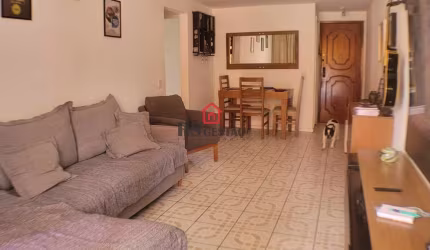 Oportunidade Única na Tijuca: Apartamento 2 Quartos!
