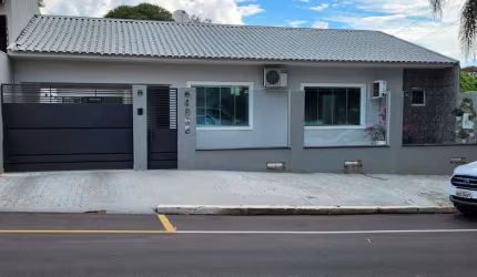 Casa 3 dormitórios para Venda em Umuarama, Zona II, 3 dormitórios, 1 suíte, 2 banheiros, 2 vagas