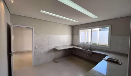 Casa / Sobrado para Venda em Uberlândia, Vigilato Pereira, 3 dormitórios, 3 suítes, 5 banheiros, 3 vagas