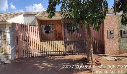 Oportunidade!! Casa 02 dormitórios, valor diferenciado. VENDA ABAIXO DO VALOR DE MERCADO!