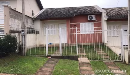 Oportunidade!! Casa 02 dormitórios, valor diferenciado. VENDA ABAIXO DO VALOR DE MERCADO!