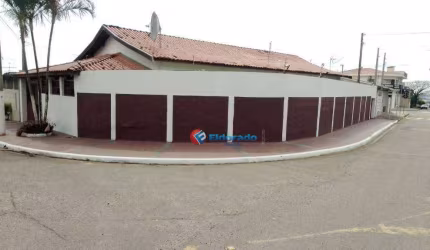 Casa com 3 dormitórios à venda, 251 m² por R$ 880.000,00 - Jardim do Bosque - Hortolândia/SP