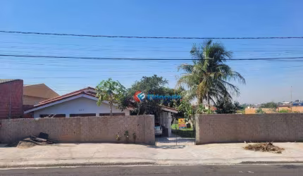 Chácara com 3 dormitórios à venda, 800 m² por R$ 800.000,00 - Vila Real - Hortolândia/SP