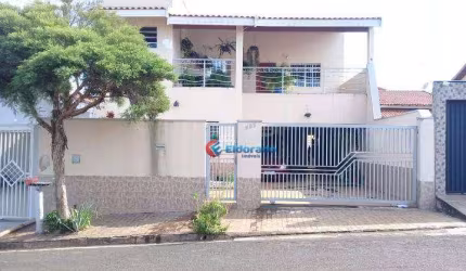 Casa com 4 quartos à venda, 329 m² por R$ 750.000 - Vila Miranda - Sumaré/SP