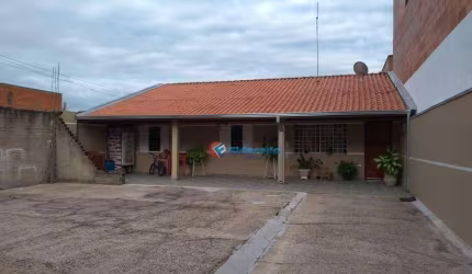 Imóvel em Área Comercial