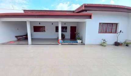 Casa com 4 dormitórios à venda, 225 m² por R$ 830.000,00 - Jardim Amélia - Americana/SP