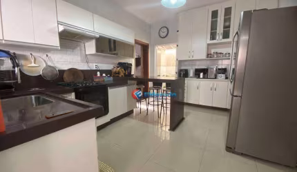 Casa com 3 dormitórios à venda, 187 m² por R$ 766.000,00 - Res. Francisco Lopes Iglesias - Nova Odessa/SP