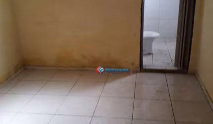 Casa com 1 dormitório para alugar, 30 m² por R$ 749,17/mês - Conjunto Habitacional Angelo Tomazin - Sumaré/SP