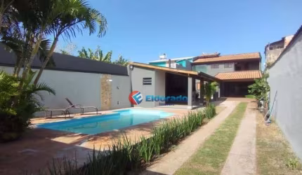 Casa com 3 quartos à venda, 192 m² por R$ 580.000 - Vila San Martin - Campinas/SP