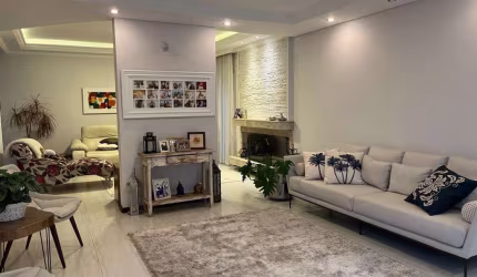 CASA COM 596 M² DE ÁREA CONSTRUÍDA E 5 DORMITÓRIOS NO CONDOMÍNIO TEREZA CRISTINA NO MEDEIROS EM JUNDIAÍ-SP *ACEITA PERMUTA EM APTO NO COND ALTA VISTA*