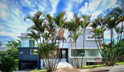 Vende-se Casa no Cond. Chácara dos Lagos - ZERO KM! Moderna, linda, 4 suíte