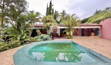 Vende-se Casa na Chácara São João - 4d/1ste - Integrada