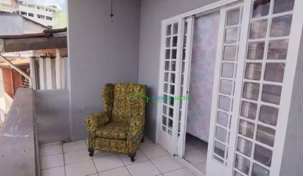 Espaçosa Casa na Vila Dirce, Carapicuíba/SP - Ideal para Famílias Grandes!