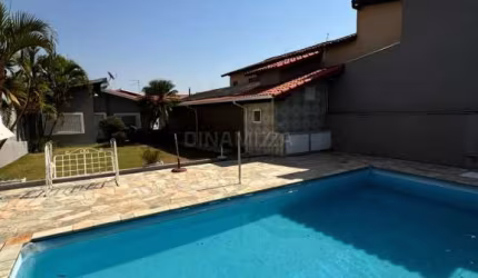 Excelente Casa Ampla