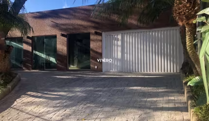 Oportunidade! Casa no bairro Fazenda com 04 dormitórios, sendo 02 suítes