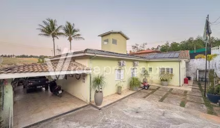 Chácara / sítio com 5 quartos à venda na Rodovia Dom Pedro I, s/n°, Parque Nova Suíça, Valinhos, 635 m2 por R$ 1.300.000
