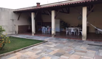 Casa com 4 quartos à venda na Avenida Imperatriz Dona Teresa Cristina, 957, Jardim Guarani, Campinas, 464 m2 por R$ 1.250.000