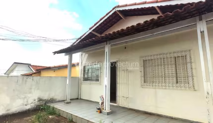 Casa com 2 quartos à venda na Rua Francisco de Campos Abreu, 685, Vila Georgina, Campinas, 135 m2 por R$ 449.000