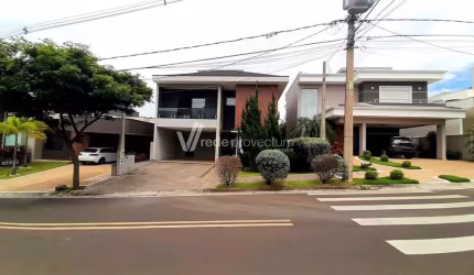 Casa em condomínio fechado com 3 quartos à venda na Sebastião de Oliveira, 249, Swiss Park, Campinas, 303 m2 por R$ 3.100.000