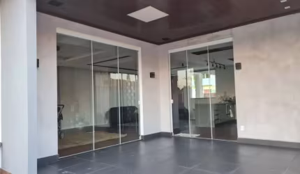 A&M IMOVEIS VENDE EXELENTE CASA EM CONDOMINIO EM REGULARIZACAO