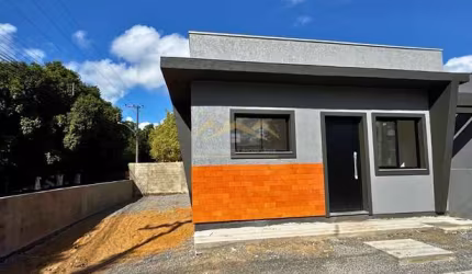 3 casas na Bom Sucesso