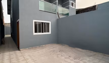 Vende-se Sobrado Novo 3 dormitórios 1 suíte no Jd Adriana - Parque Flamengo