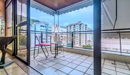Apartamento a venda Rua das Palmeiras - Botafogo - Varanda , Sala ampla, 3 quartos sendo 1 suíte com closet, 1 banheiro social, 1 lavabo, cozinha com armários planejados, dependências completa, 2 vaga