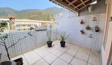 Cobertura Duplex à Venda na Avenida Maracanã, Tijuca – 2 Varandas e área externa com Vista Livre!