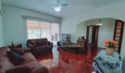 Apartamento com 2 varandas, 2 quartos e vaga - Grajaú - Código 1179