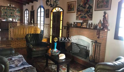Casa com 6 dormitórios à venda, 350 m² - Jardim das Nações - Taubaté/SP