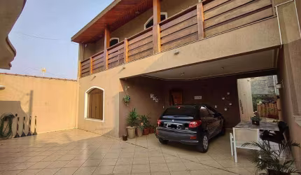 Sobrado com 3 dormitórios à venda, 180 m² - Morada dos Nobres - Taubaté/SP