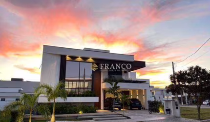 Sobrado de alto padrão, 4 dormitórios à venda, 366 m² por R$ 3.500.000 - Condomínio Residencial Green Park - Taubaté/SP