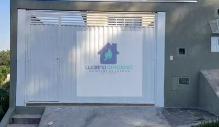 Casa à Venda em Jardim das Colinas - 2 Dormitórios, 290 mil