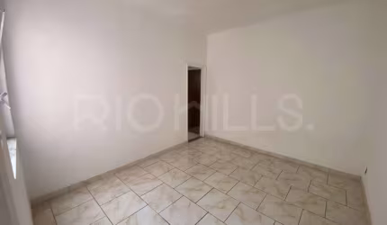 Apartamento de 2 quartos, com 87m², à venda no Centro, Niterói/RJ
