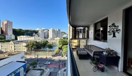 Apartamento de 4 quartos, com 145m², à venda em Icaraí, Niterói/RJ